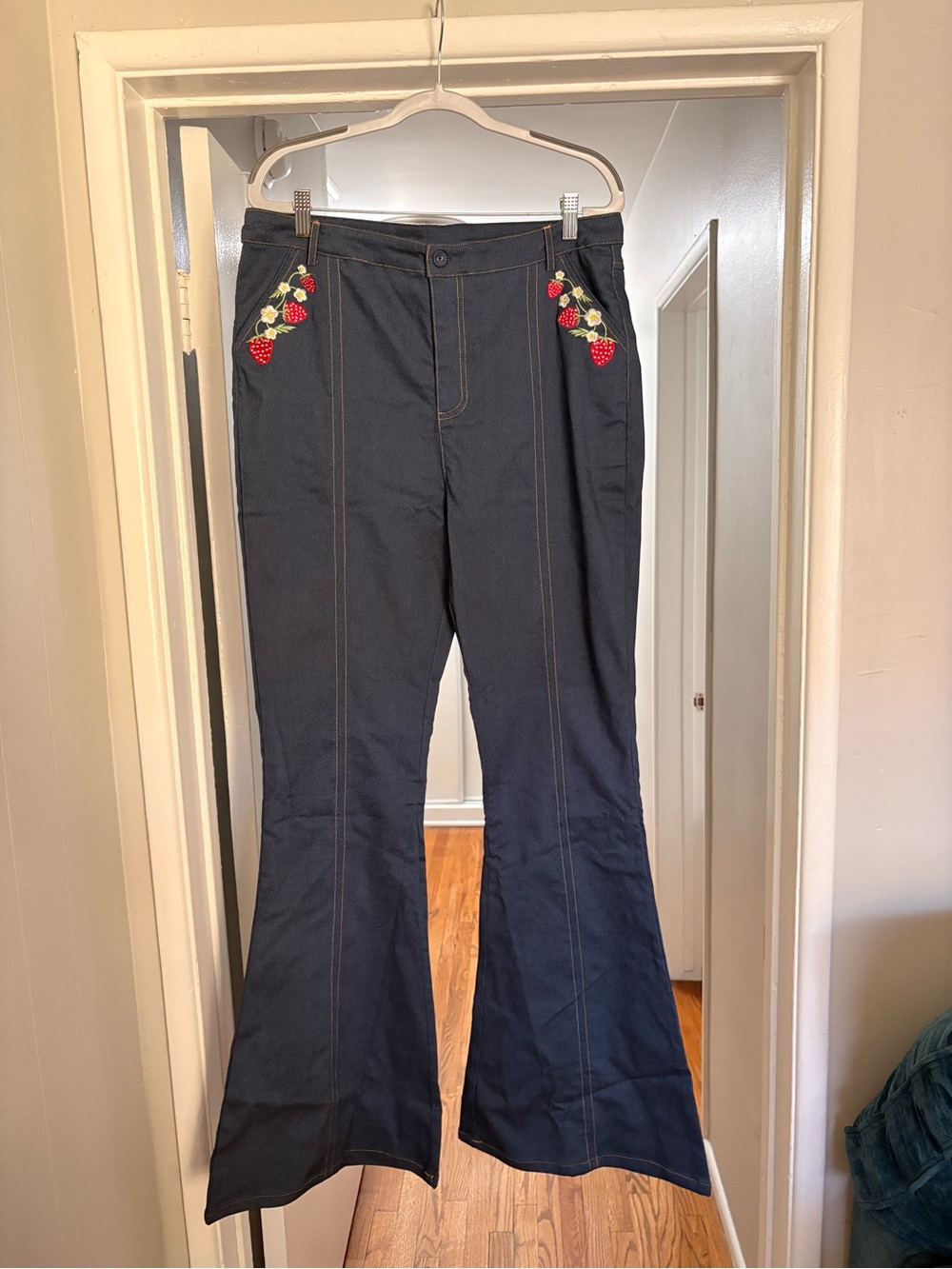 Unique Vintage Unique Vintage Denim Strawberry Embroidered Flare Pants - Picture 2 of 8